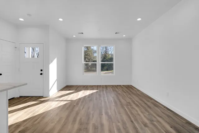 $387,000 | 104 Runnels Street, Willis, TX 77378