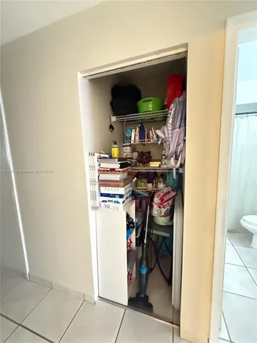 a view of utility room