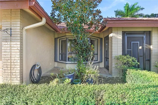 $3,200 | 2225 Southwest Creekside Drive, Palm City, FL 34990