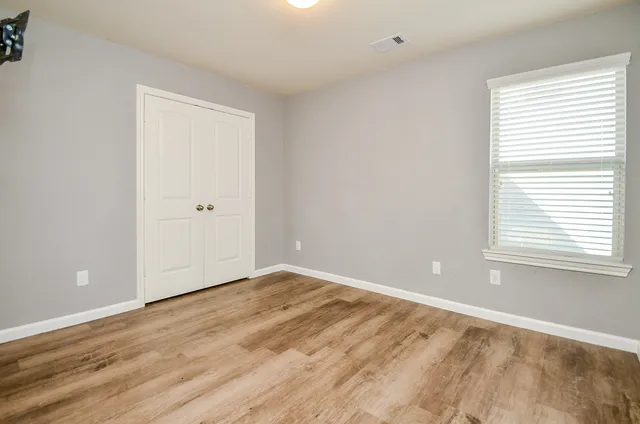 $2,200 | 10926 Clearsable Lane, Houston, TX 77034