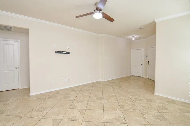 $2,200 | 10926 Clearsable Lane, Houston, TX 77034