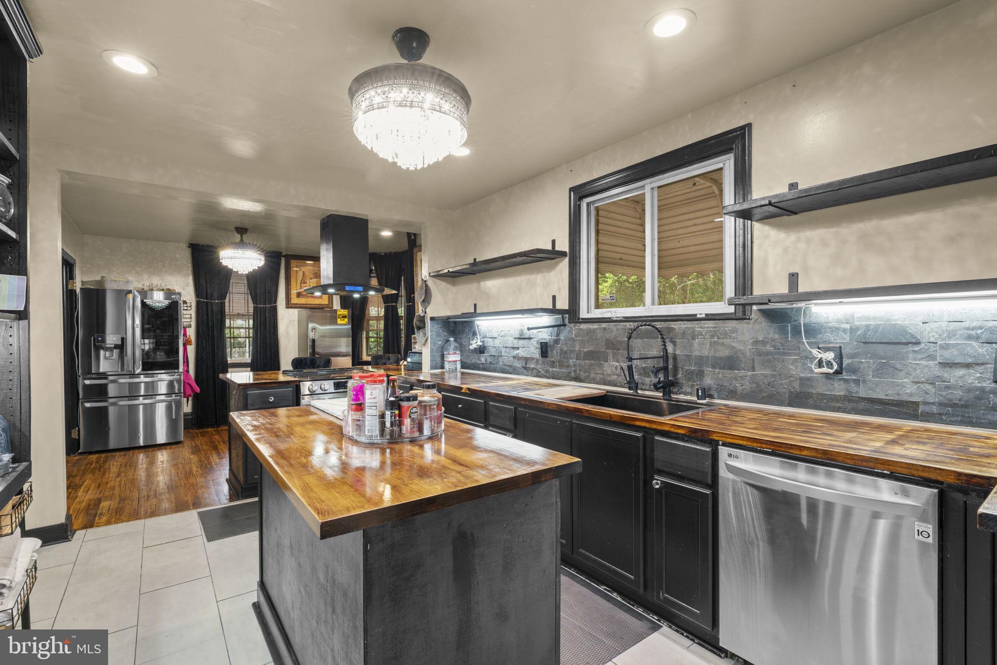 2605 Queen Anne Road Baltimore, MD 21216 - Photo 11 of 40