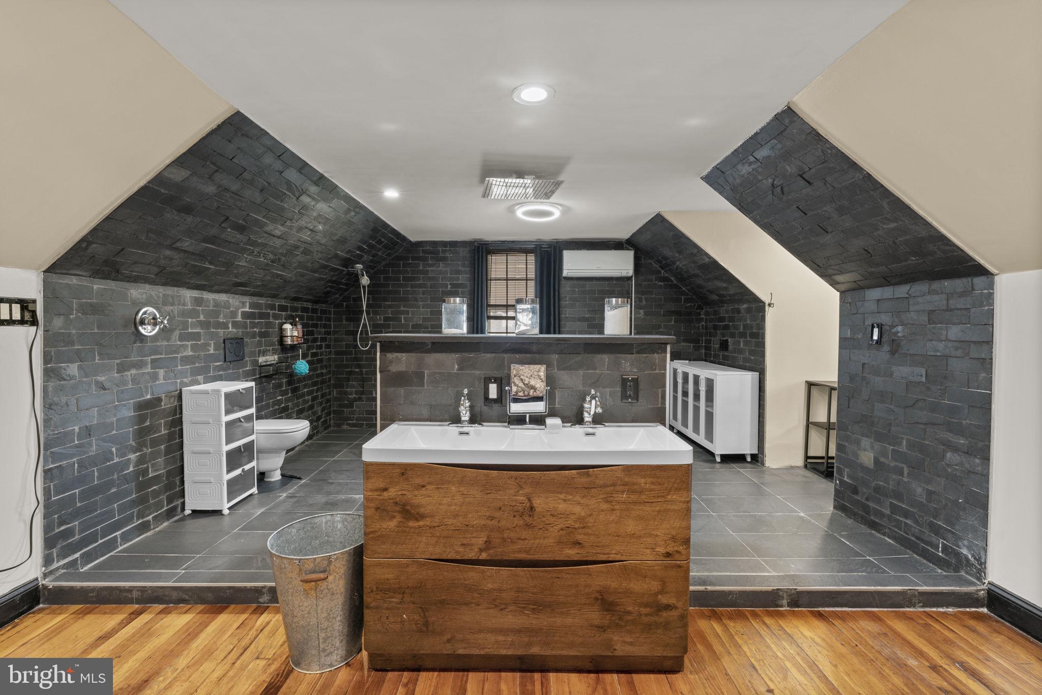 2605 Queen Anne Road Baltimore, MD 21216 - Photo 19 of 40