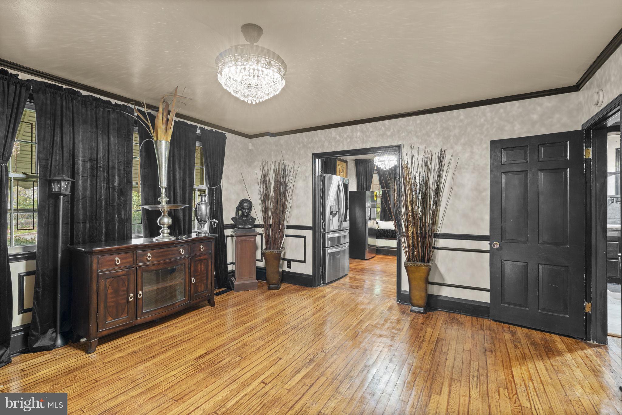 2605 Queen Anne Road Baltimore, MD 21216 - Photo 6 of 40