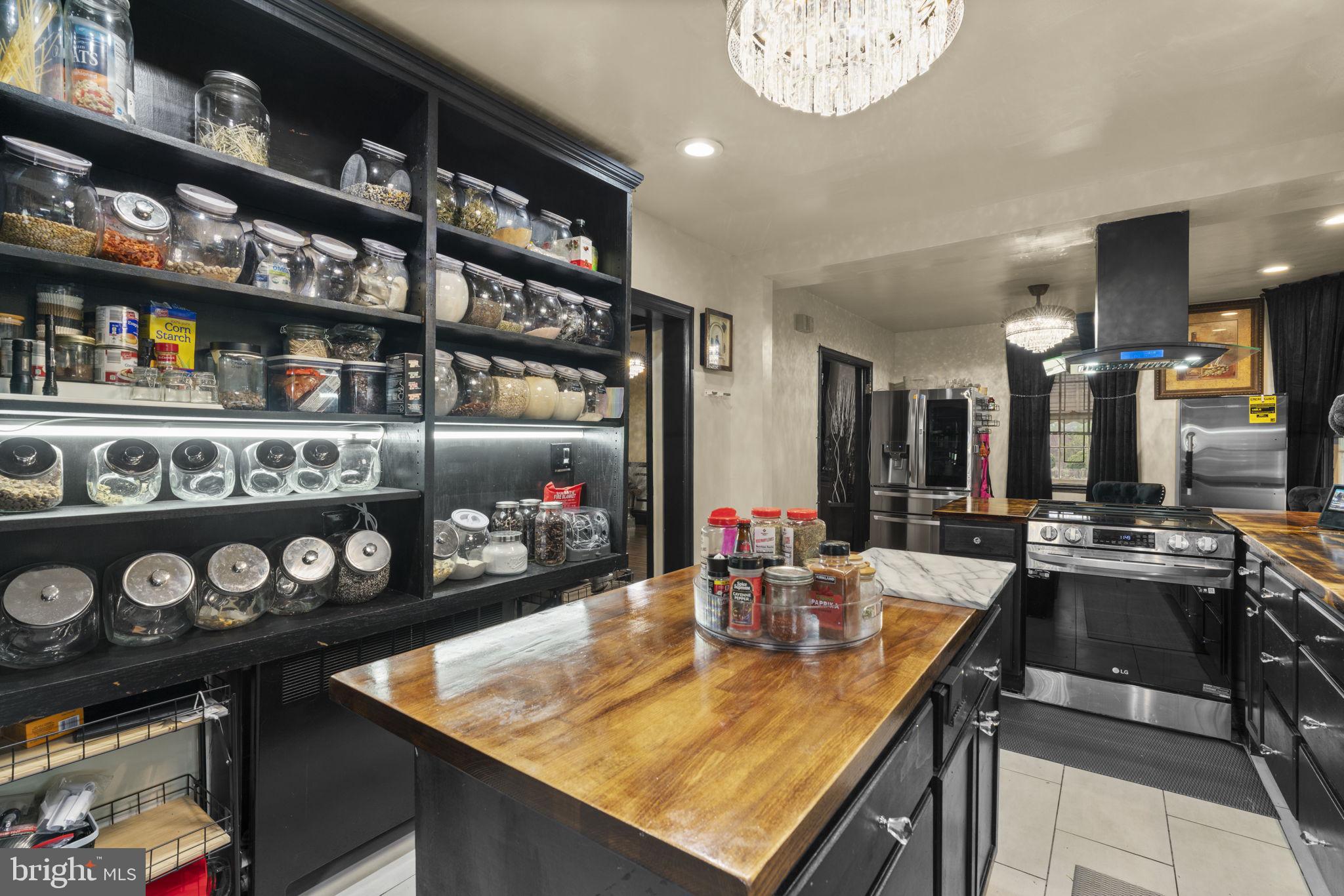 2605 Queen Anne Road Baltimore, MD 21216 - Photo 10 of 40