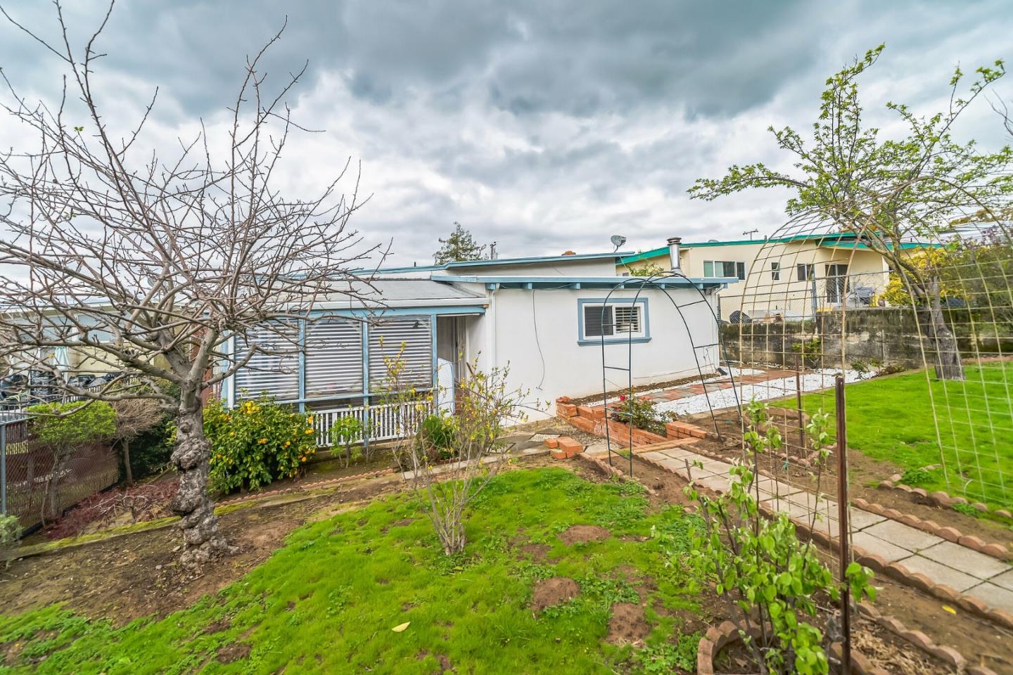 2933 Hardeman Street Hayward, CA 94541 - Photo 16 of 35 a view of a backyard with a garden and plants