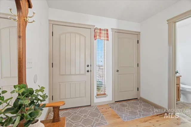 $440,000 | 679 North Shadowfox Place, Eagle, ID 83616