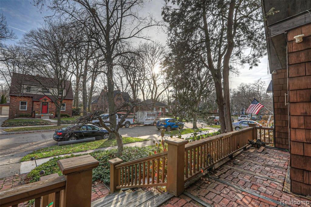 85 Amherst Road Pleasant Ridge, MI 48069 - Photo 24 of 43