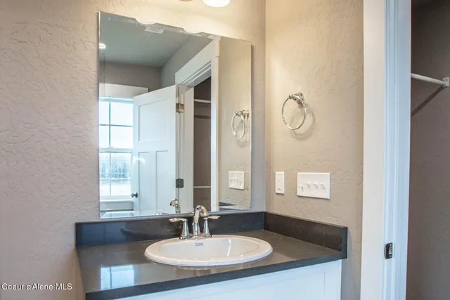 $465,000 | 1650 Irvine Way, Sandpoint, ID 83864