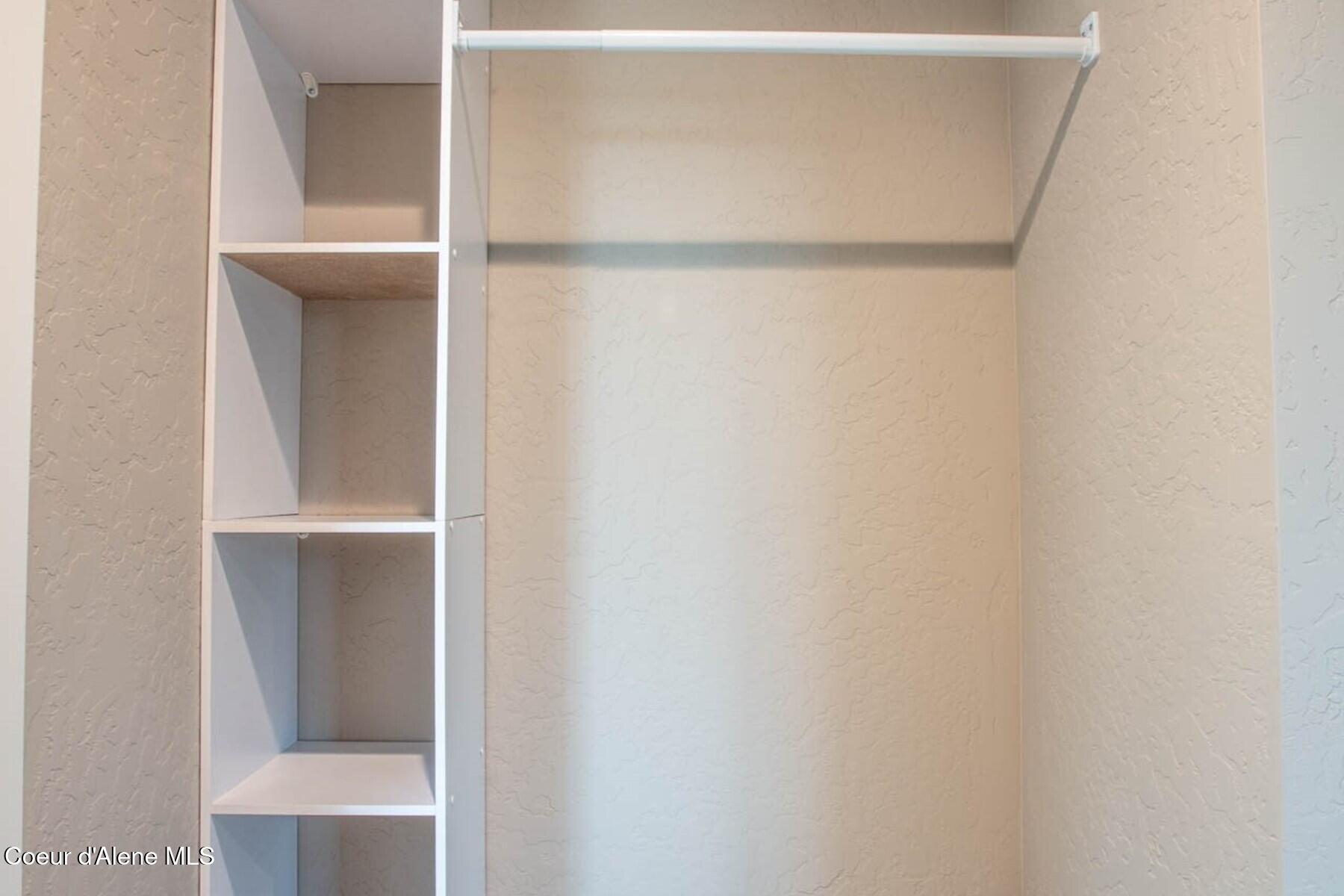 1650 Irvine Way Sandpoint, ID 83864 - Photo 19 of 34 Master Bedroom closet