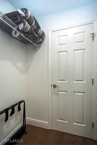 a view of utility room