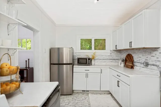 $245,900 | 1501 North Logan Avenue, Minneapolis, MN 55411