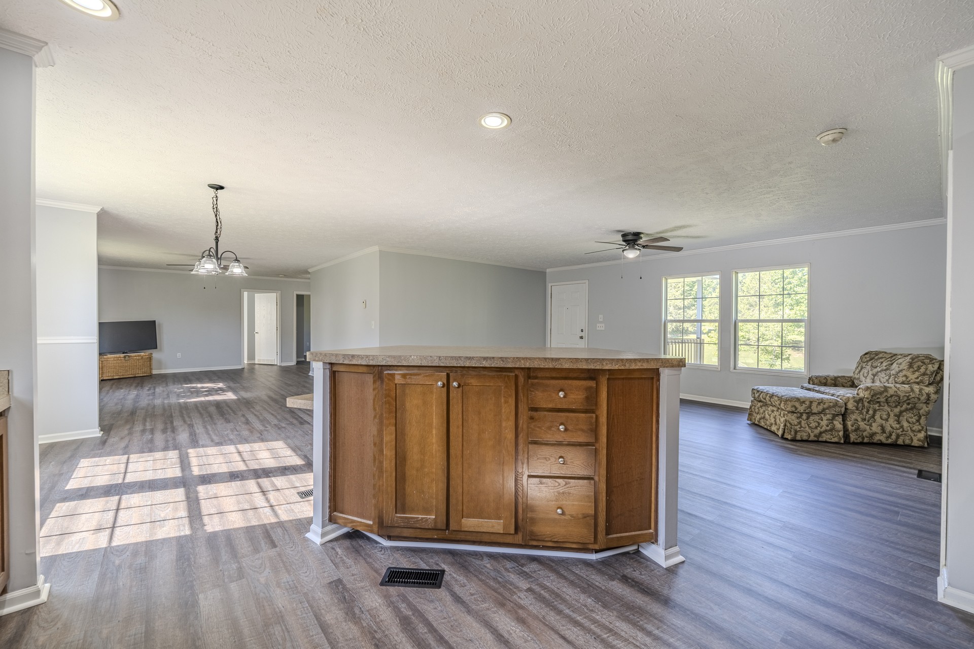 1125 Clifft Road Bolivar, TN 38008 - Photo 12 of 78