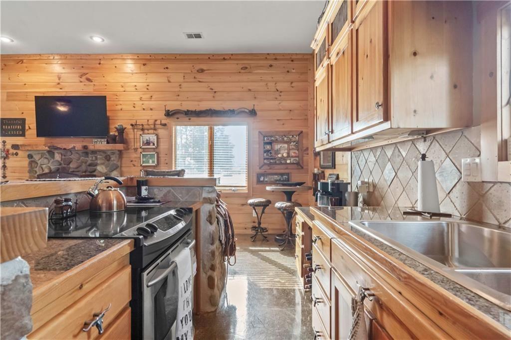 25345 Harmony Road Paola, KS 66071 - Photo 14 of 54