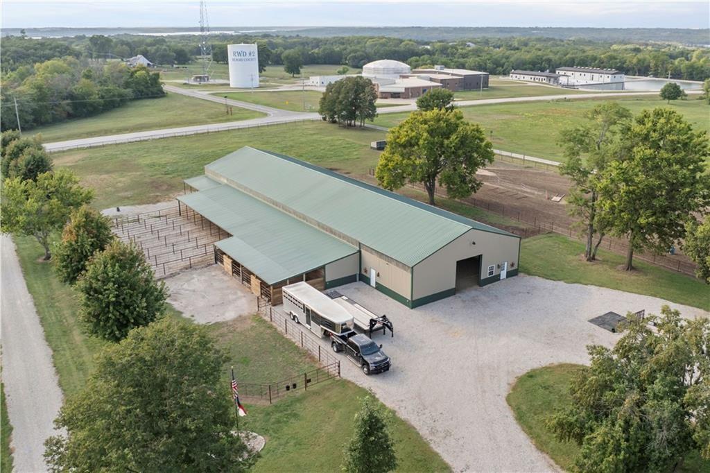 25345 Harmony Road Paola, KS 66071 - Photo 32 of 54