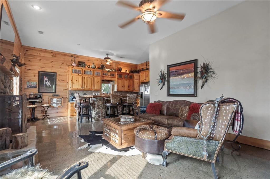 25345 Harmony Road Paola, KS 66071 - Photo 10 of 54