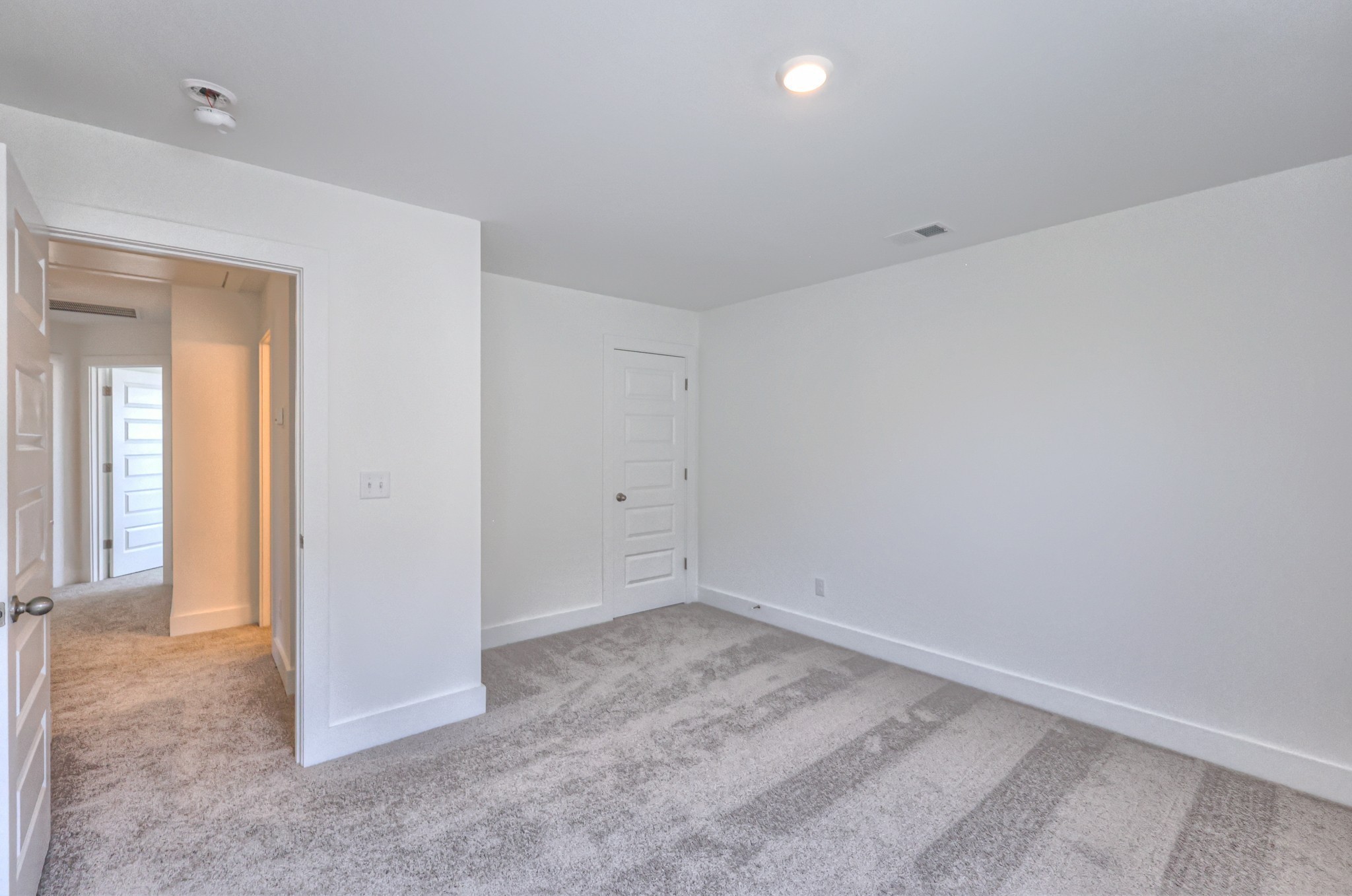 423 Duchess Boulevard Gallatin, TN 37066 - Photo 19 of 41 an empty room with a empty space
