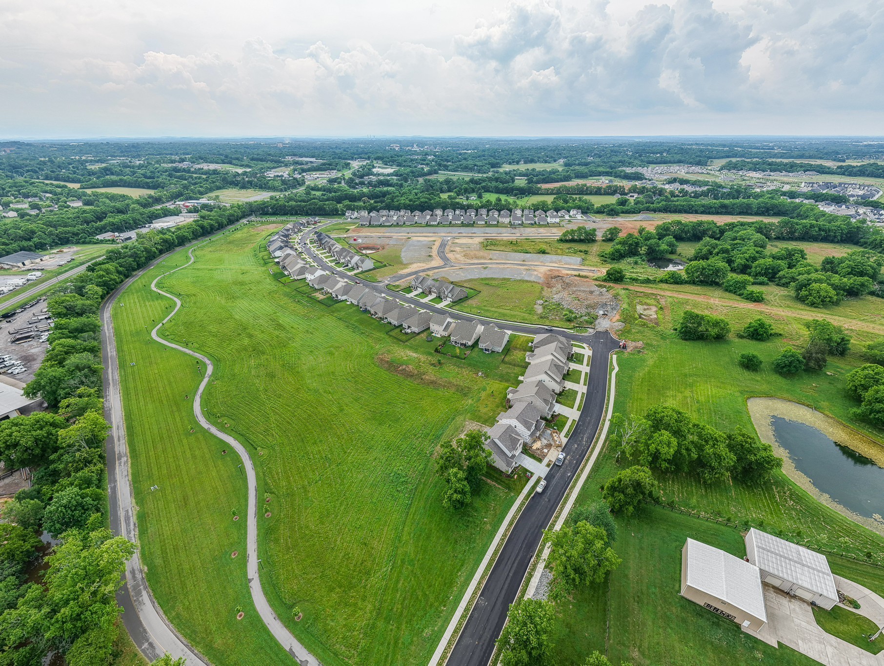 423 Duchess Boulevard Gallatin, TN 37066 - Photo 35 of 41 an aerial view of a golf course with swimming pool