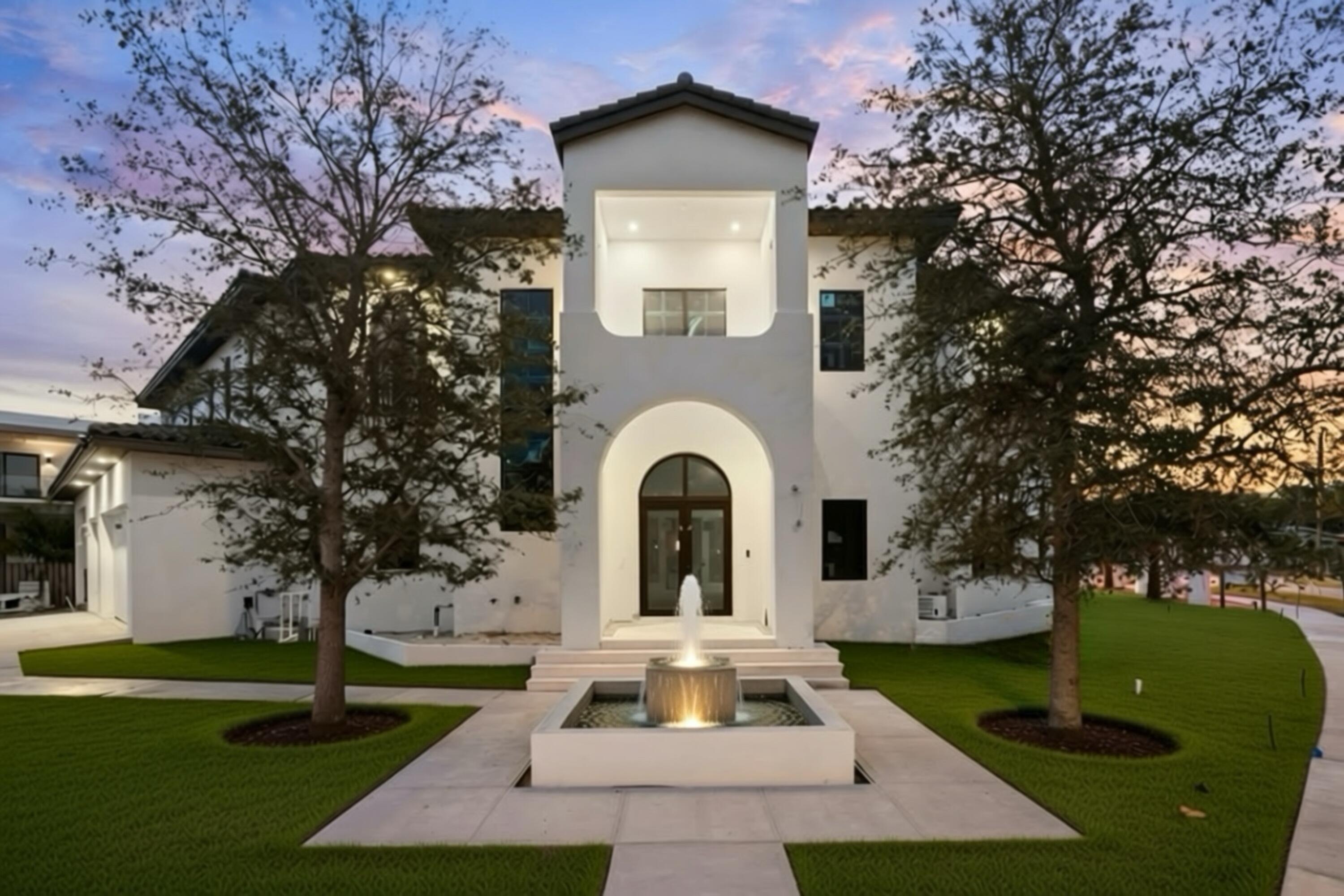 298 Northeast 8th Street Boca Raton, FL 33432 - Photo 1 of 48 Main Entrance