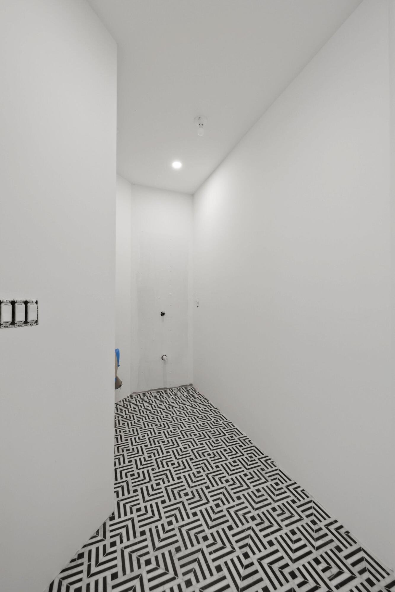 298 Northeast 8th Street Boca Raton, FL 33432 - Photo 13 of 48 Powder Room