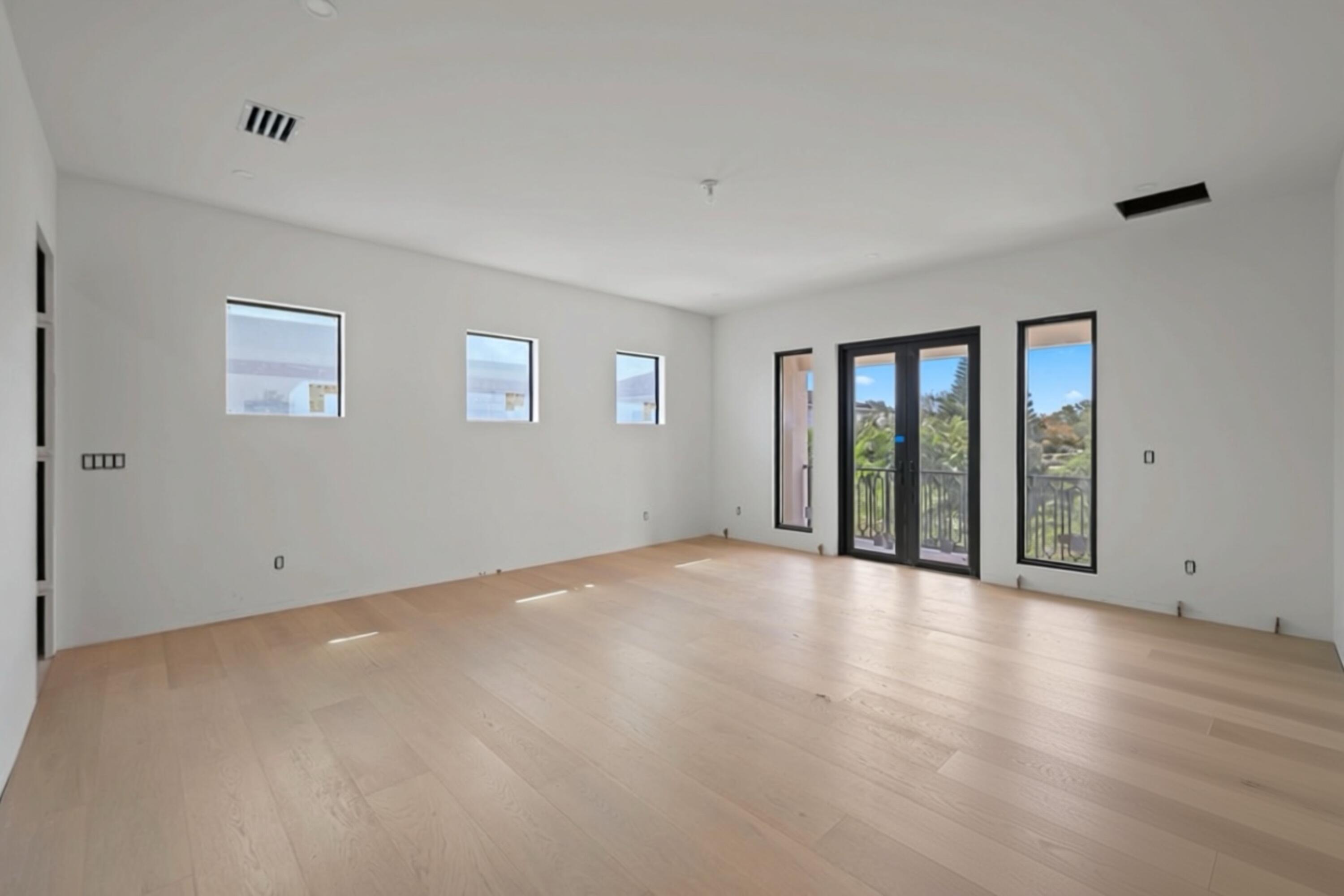 298 Northeast 8th Street Boca Raton, FL 33432 - Photo 21 of 48 VIP Suite