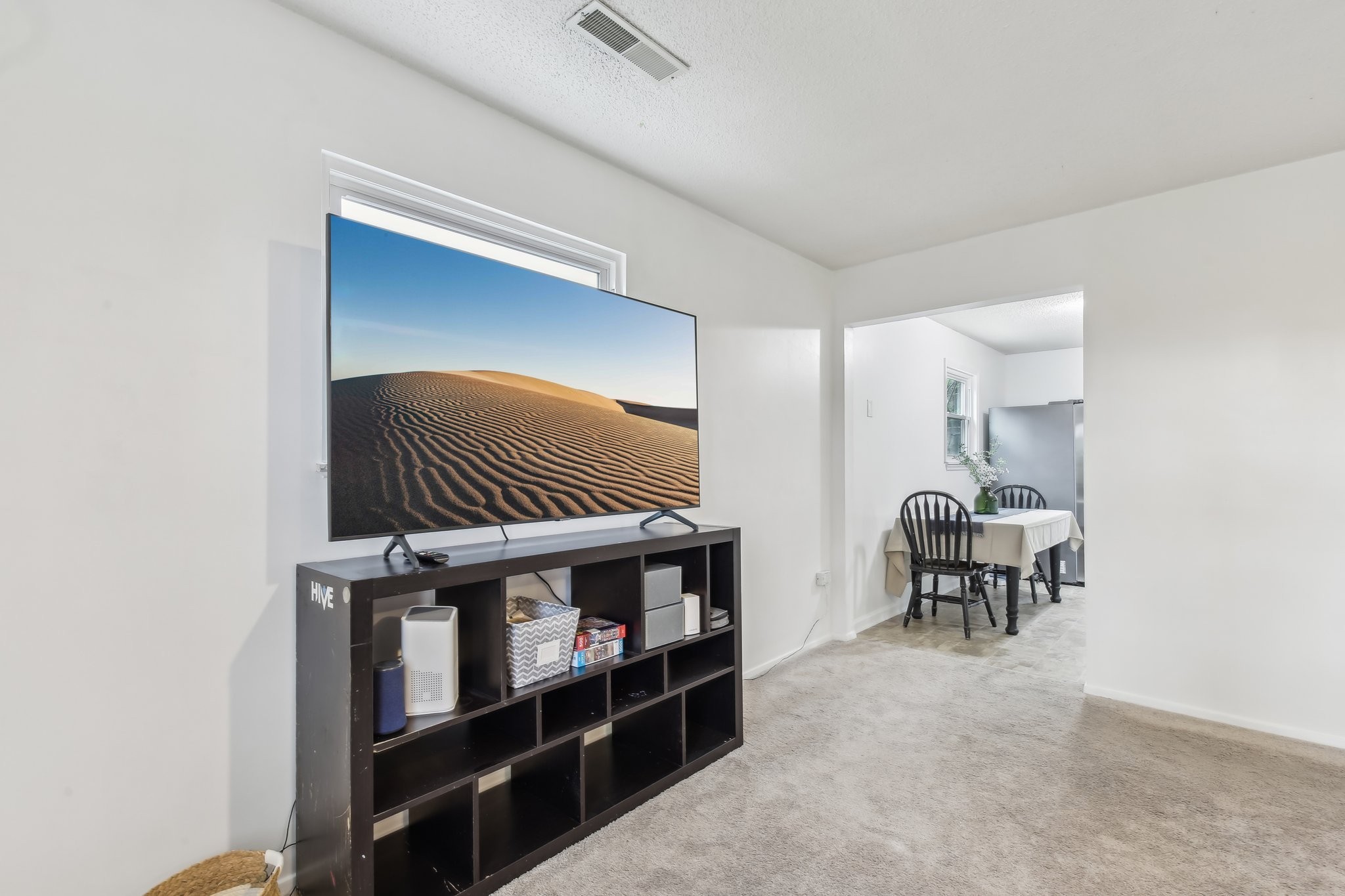144 Airport Road Clarksville, TN 37042 - Photo 11 of 49 a living room with furniture