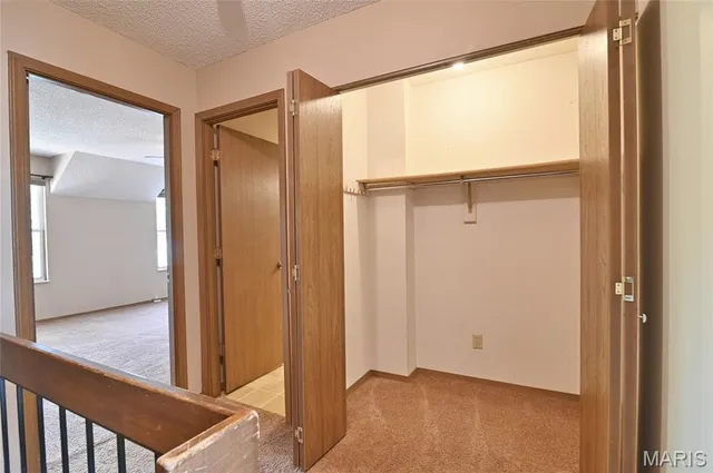 $1,800 | 1005 Pocono Trail, Ballwin, MO 63021