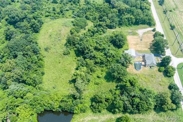 $585,000 | 5171 Old Alton Edwardsville Road, Edwardsville, IL 62025