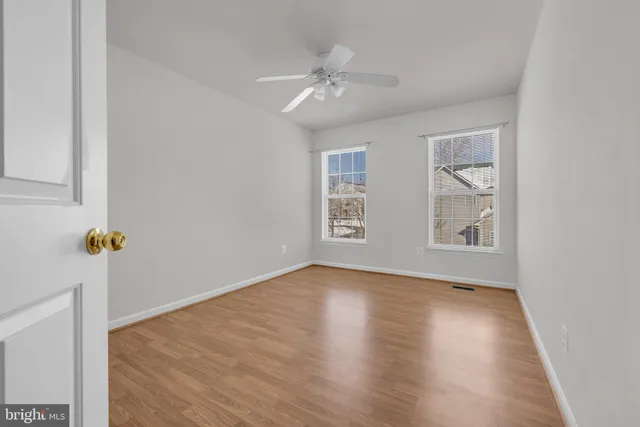 $3,950 | 43654 Kenai Court, Chantilly, VA 20152