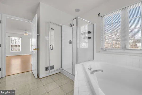 $3,950 | 43654 Kenai Court, Chantilly, VA 20152