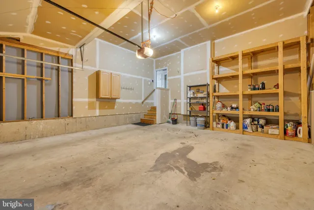 $3,950 | 43654 Kenai Court, Chantilly, VA 20152