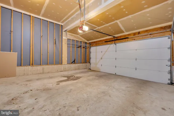 $3,950 | 43654 Kenai Court, Chantilly, VA 20152