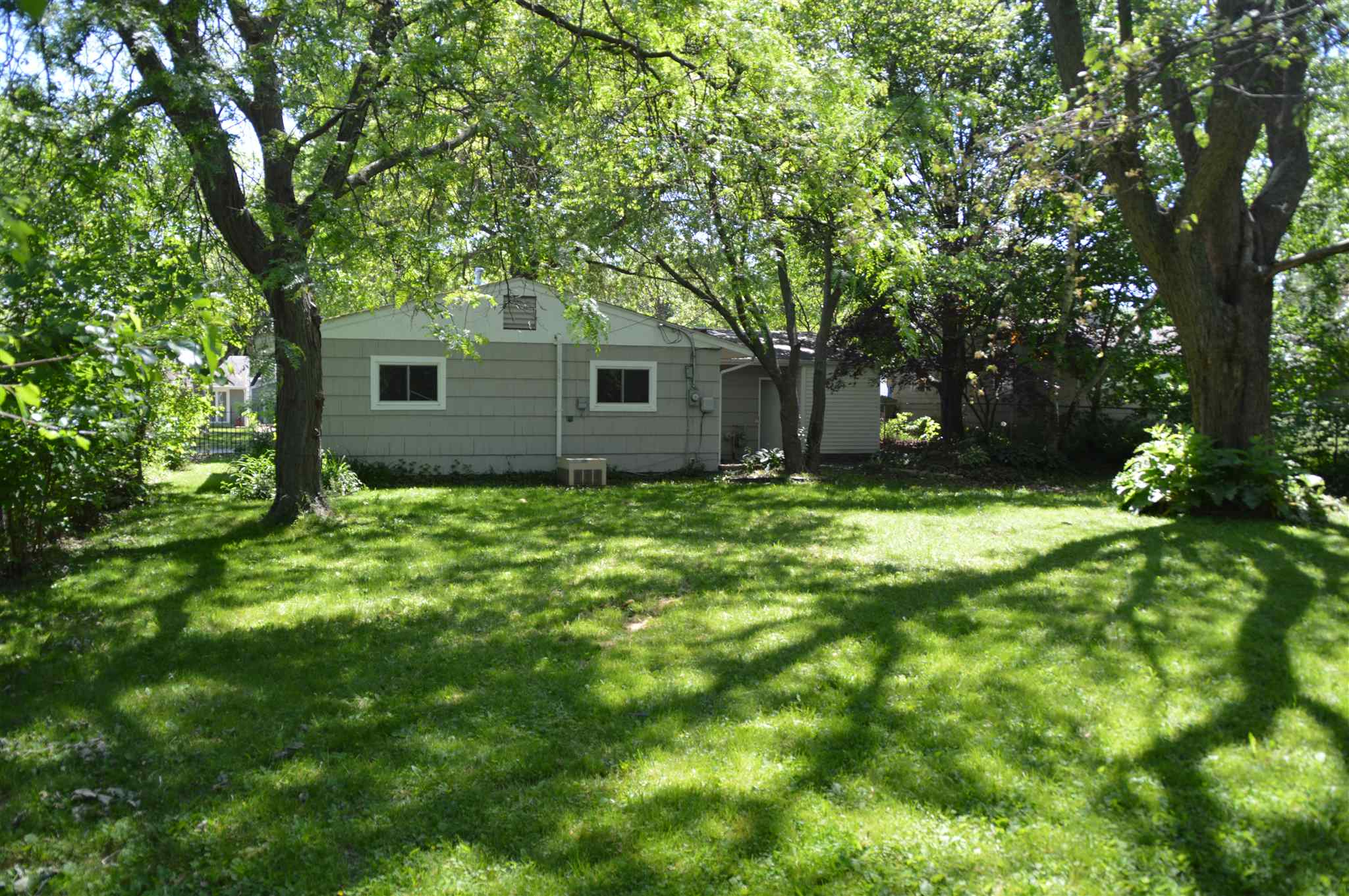 4027 York Road South Bend, IN 46614 - Photo 15 of 16 Gallery Image 15
