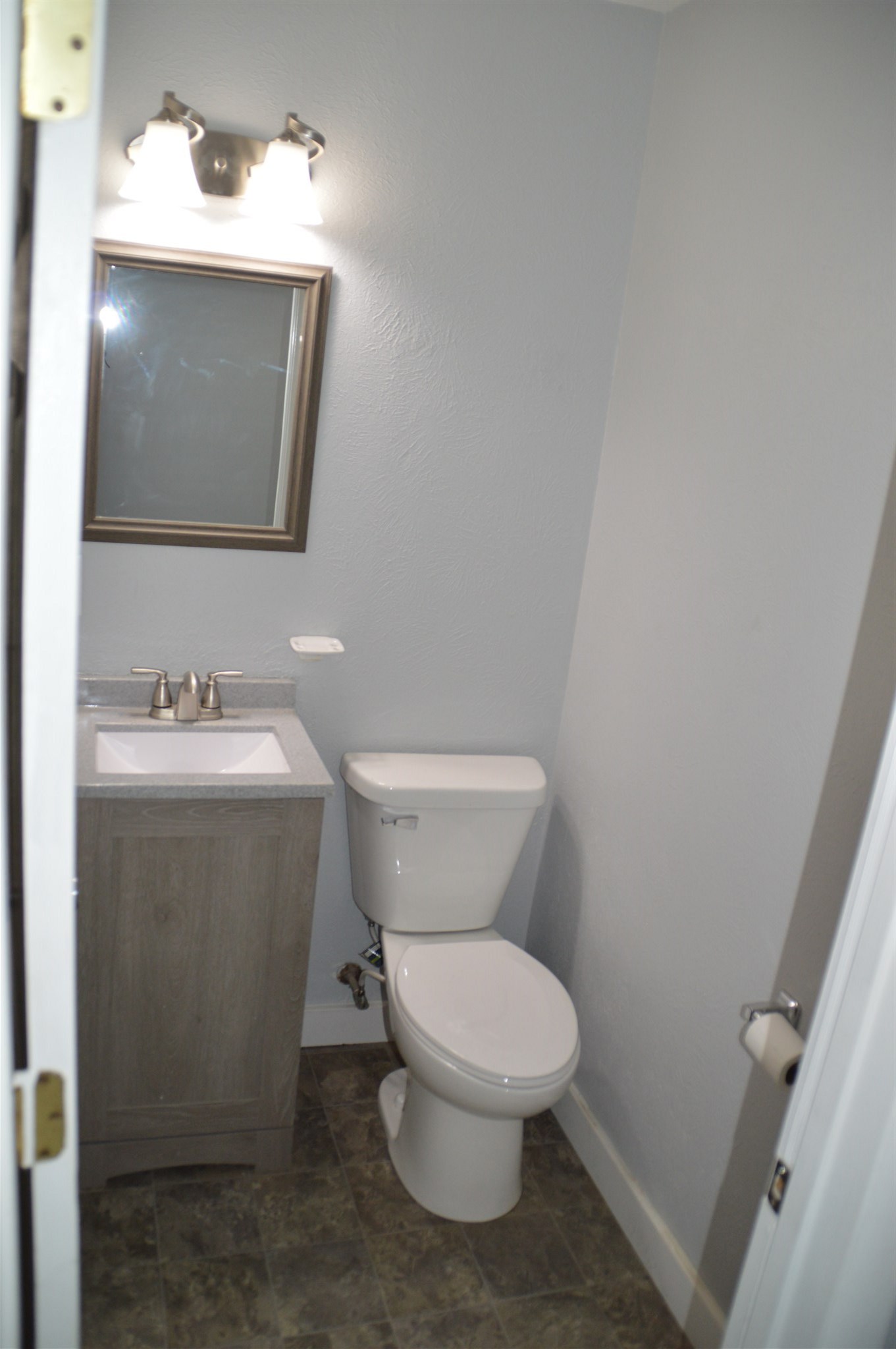 4027 York Road South Bend, IN 46614 - Photo 9 of 16 Gallery Image 9
