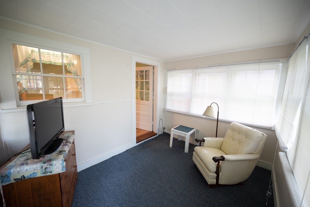 91 Marshall Road Fitchburg, MA 01420 - Photo 13 of 28 Gallery Image 13