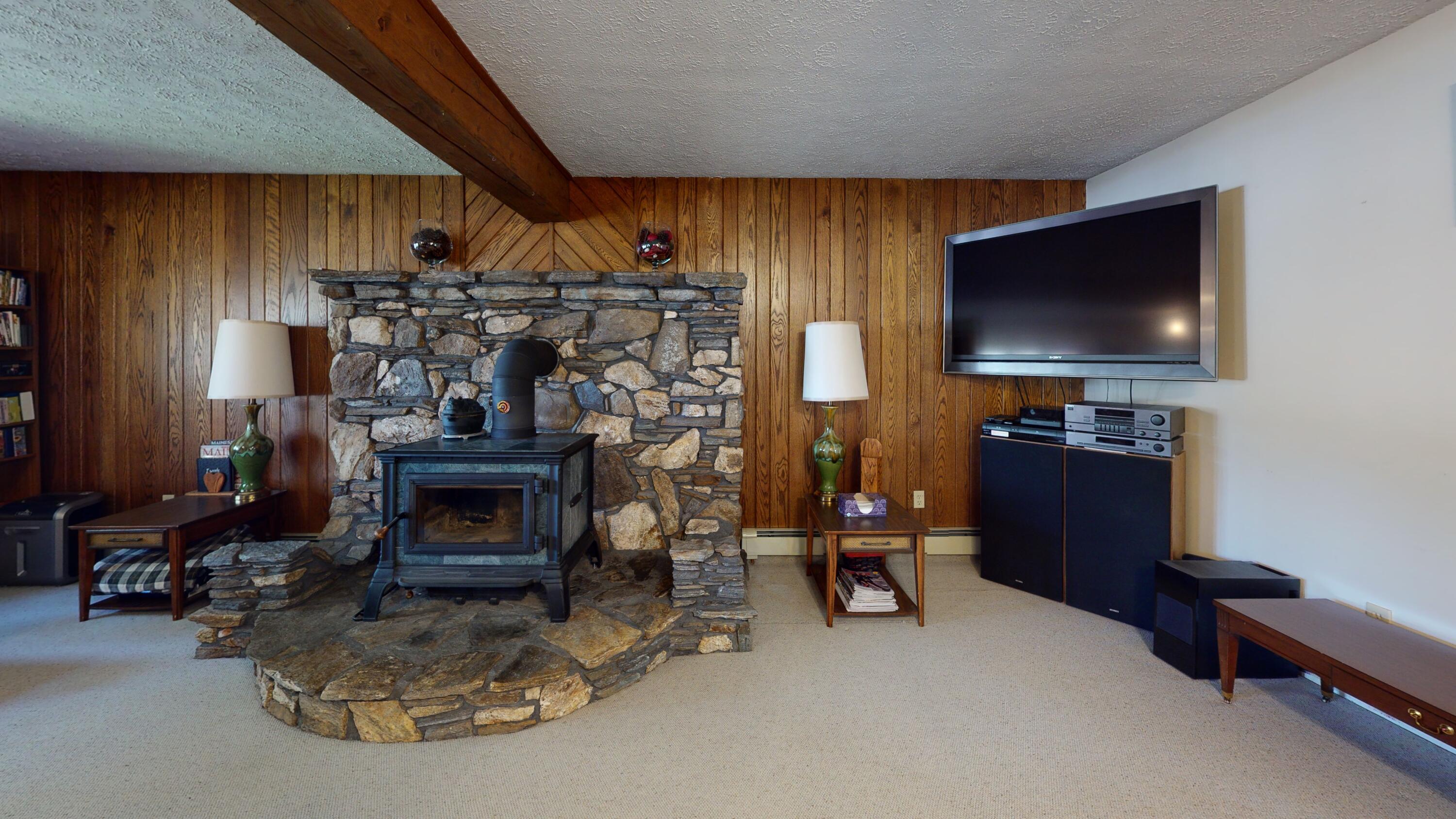 49 Hills Ridge Road Greene, ME 04236 - Photo 25 of 83 49-Hills-Ridge-Road-Greene-ME-Living-Roo