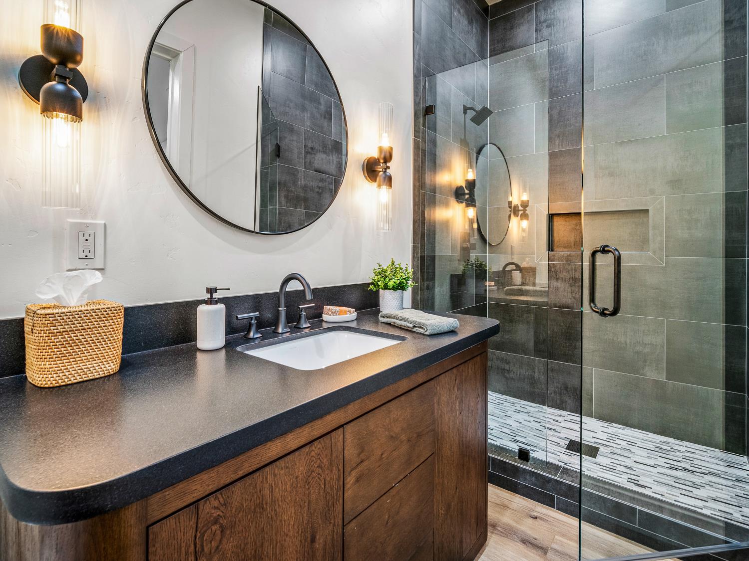 5080 Gold Hill Road Placerville, CA 95667 - Photo 37 of 63 Full bathroom accommodating the detached office.