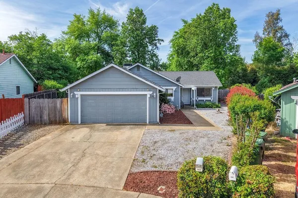 $385,000 | 1827 Bembow Drive, Redding, CA 96002