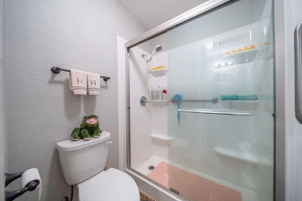 $380,000 | 1827 Bembow Drive, Redding, CA 96002