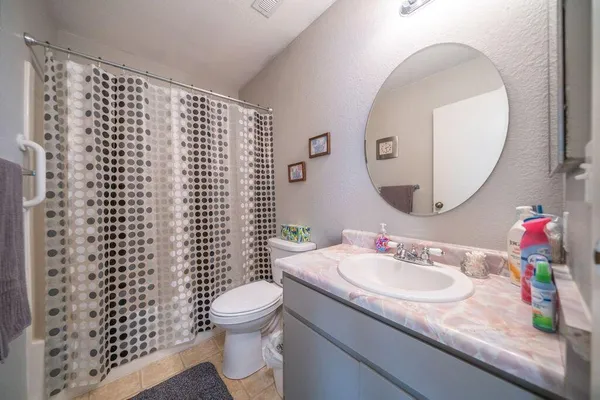 $380,000 | 1827 Bembow Drive, Redding, CA 96002