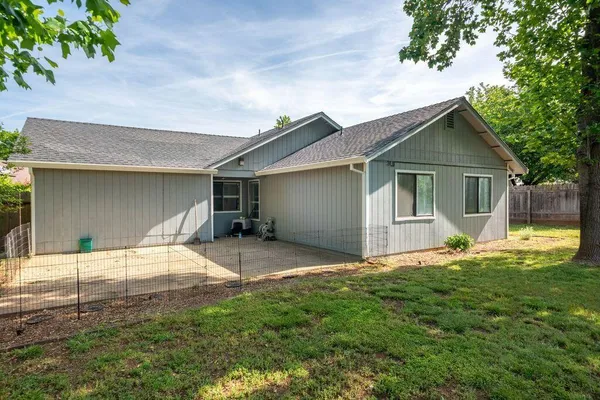 $380,000 | 1827 Bembow Drive, Redding, CA 96002