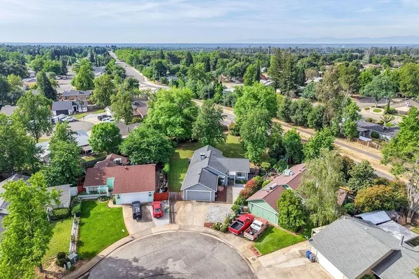 $380,000 | 1827 Bembow Drive, Redding, CA 96002
