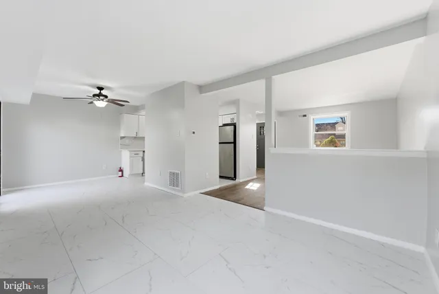 $2,500 | 111 Presidential Drive, Sicklerville, NJ 08081