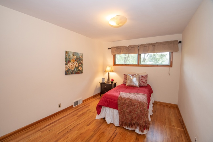51405 Currant Road Granger, IN 46530 - Photo 15 of 32
