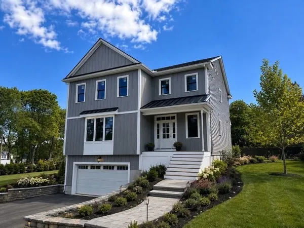$1,100,000 | 25 Cox Street, Hudson, MA 01749