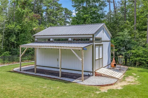 $699,900 | 7913 Pea Ridge Road, Lula, GA 30554