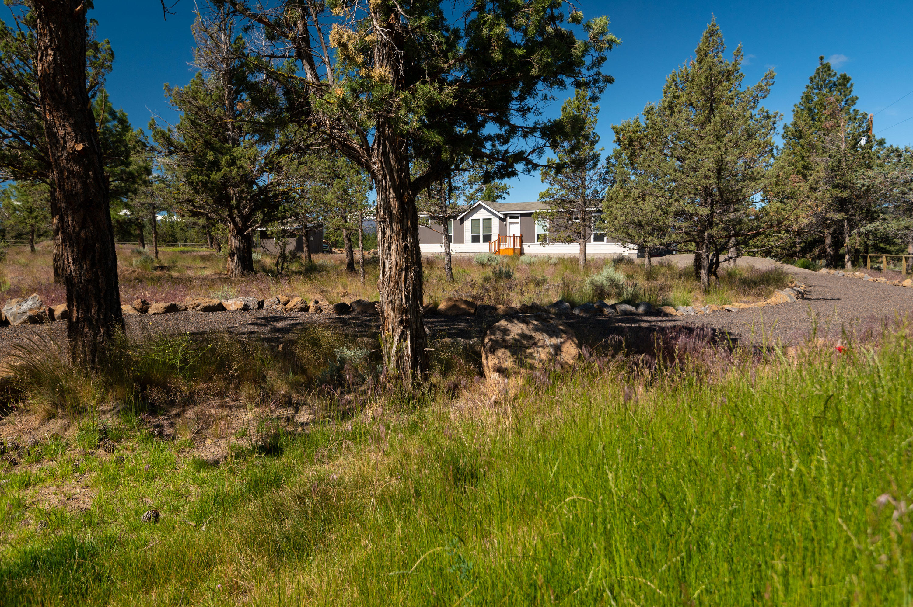 68813 Bradley Road Sisters, OR 97759 - Photo 10 of 43 TPark_4088_061720