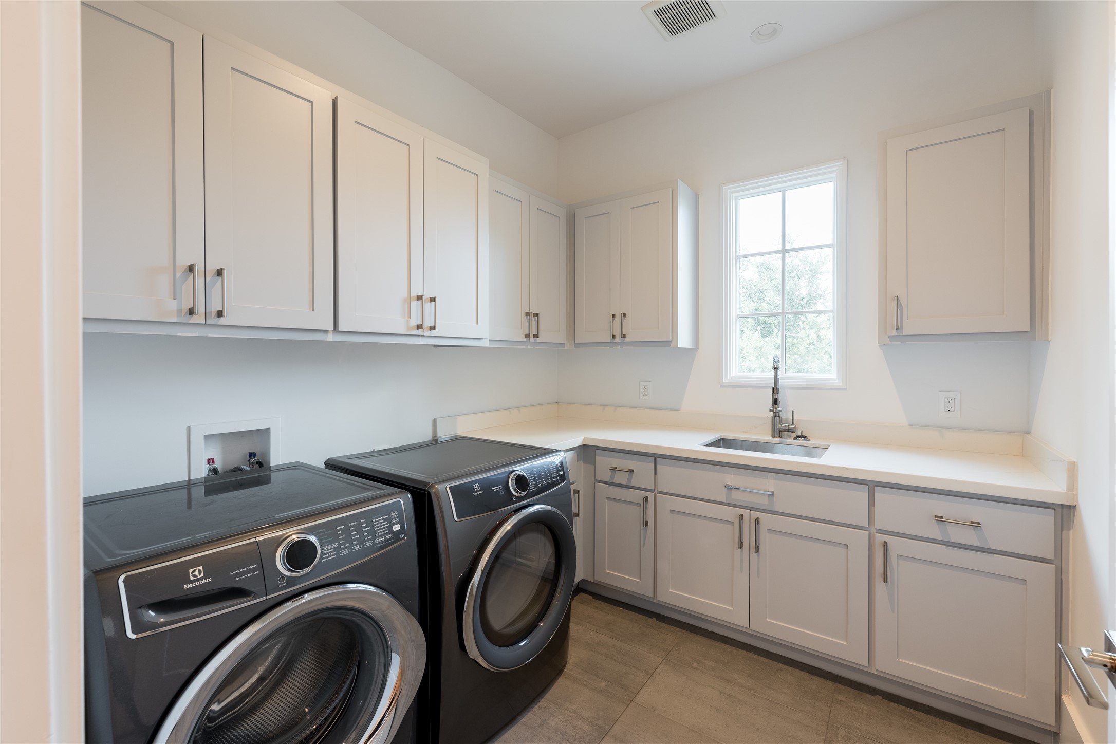 2817 Albans Road Houston, TX 77005 - Photo 46 of 49