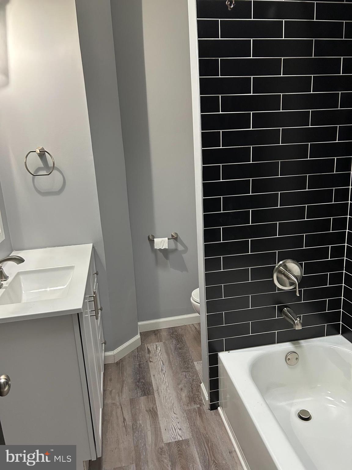 1116 Sanger Street Philadelphia, PA 19124 - Photo 19 of 47 a bathroom with a bathtub and shower