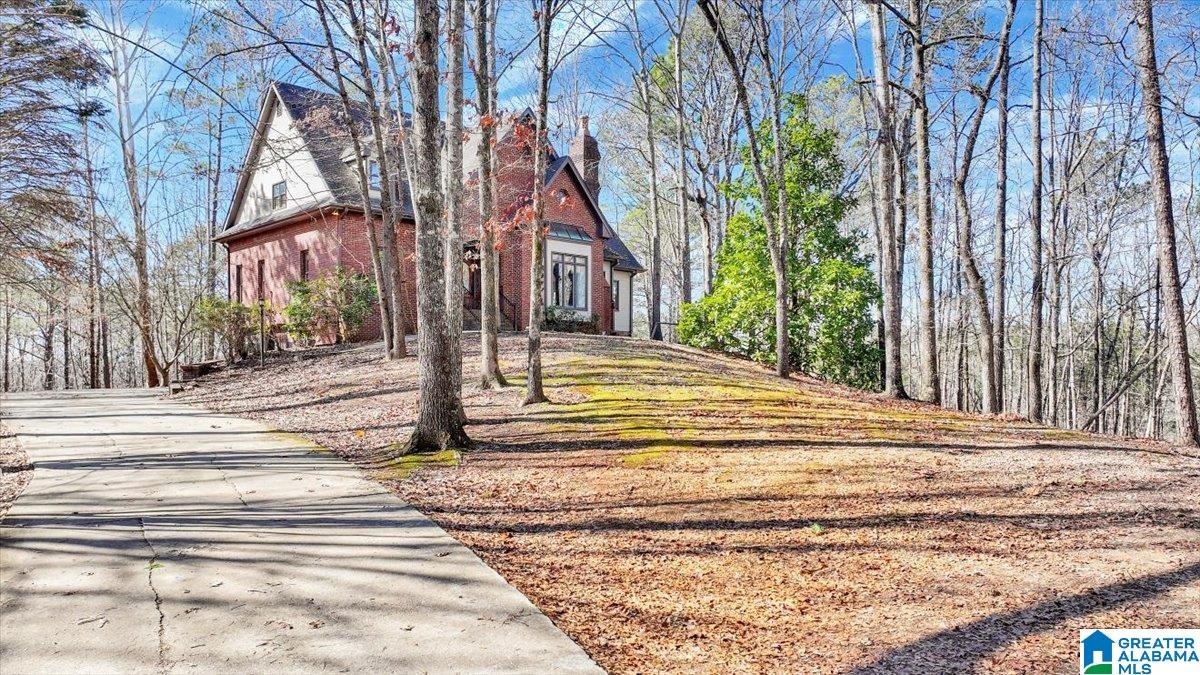 109 Hunset Mill Lane Pelham, AL 35124 - Photo 4 of 58